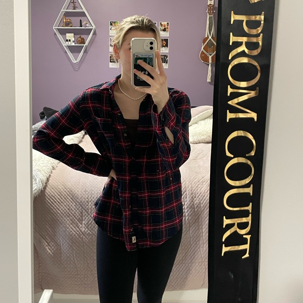 Basic Hollister flannel
